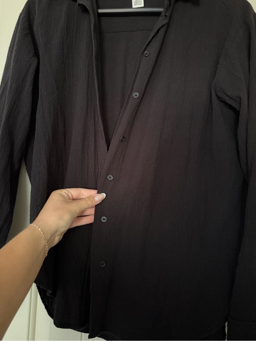 H&M black button down - Picture 3 of 3